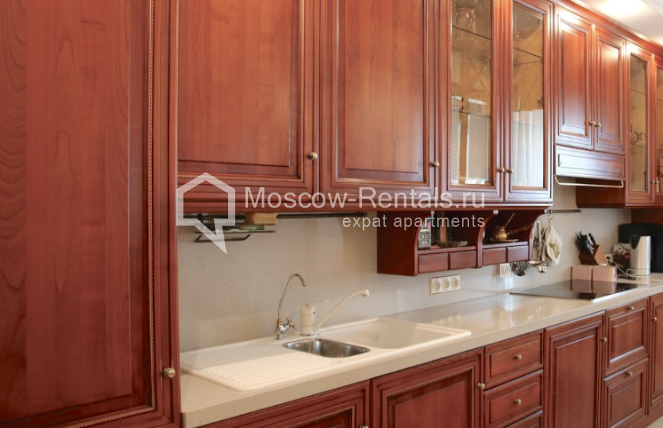Photo #15 4-room (3 BR) apartment for <a href="http://moscow-rentals.ru/en/articles/long-term-rent" target="_blank">a long-term</a> rent
 in Russia, Moscow, Tverskaya str, 28к2
