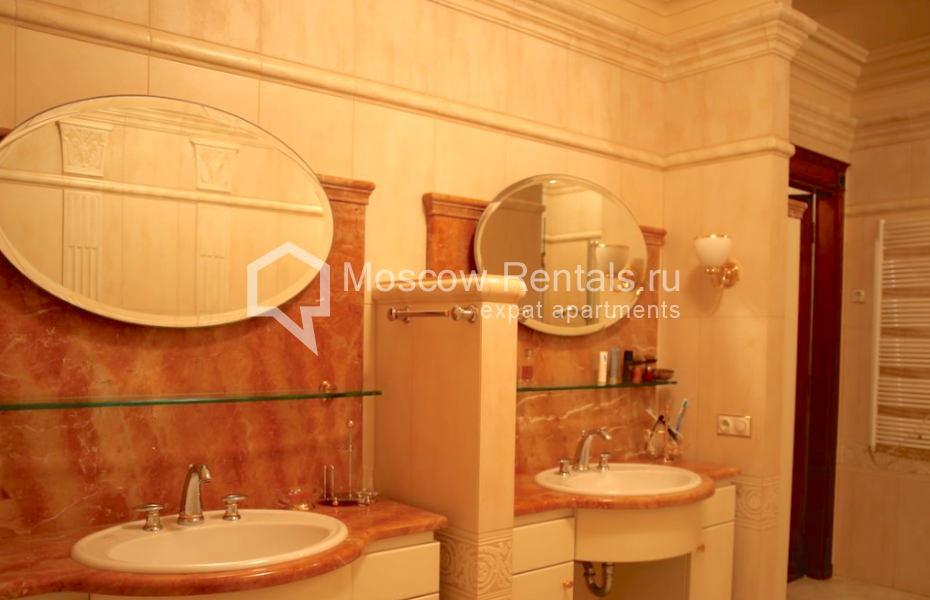 Photo #24 4-room (3 BR) apartment for <a href="http://moscow-rentals.ru/en/articles/long-term-rent" target="_blank">a long-term</a> rent
 in Russia, Moscow, Tverskaya str, 28к2