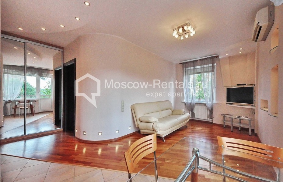 Photo #3 2-room (1 BR) apartment for <a href="http://moscow-rentals.ru/en/articles/long-term-rent" target="_blank">a long-term</a> rent
 in Russia, Moscow, 2nd Frunzenskaya str, 7