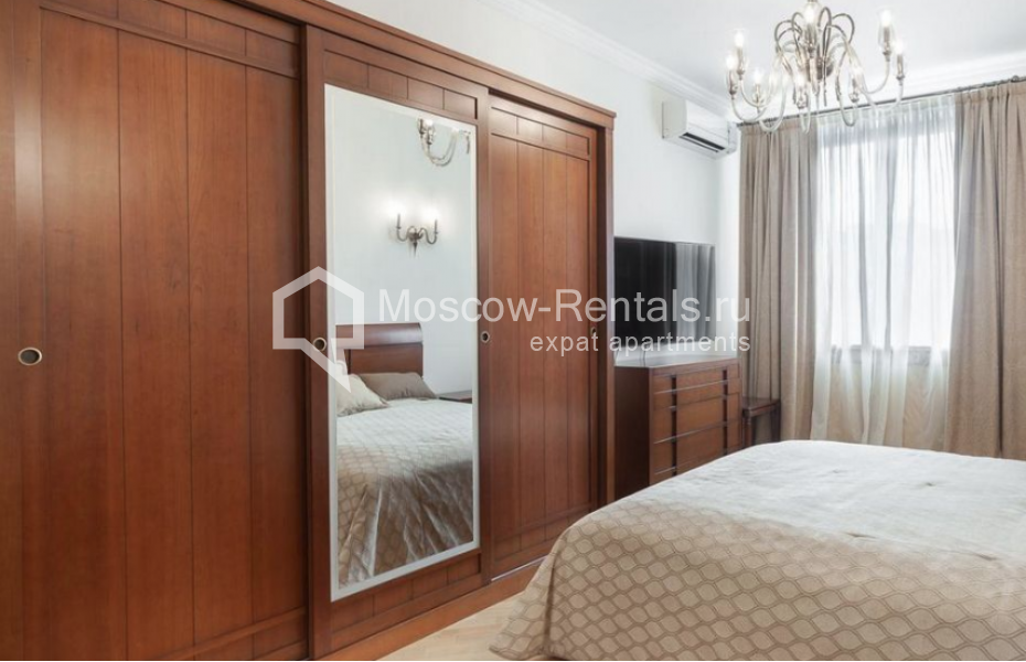 Photo #17 4-room (3 BR) apartment for <a href="http://moscow-rentals.ru/en/articles/long-term-rent" target="_blank">a long-term</a> rent
 in Russia, Moscow, Doglorukovskaya str, 6