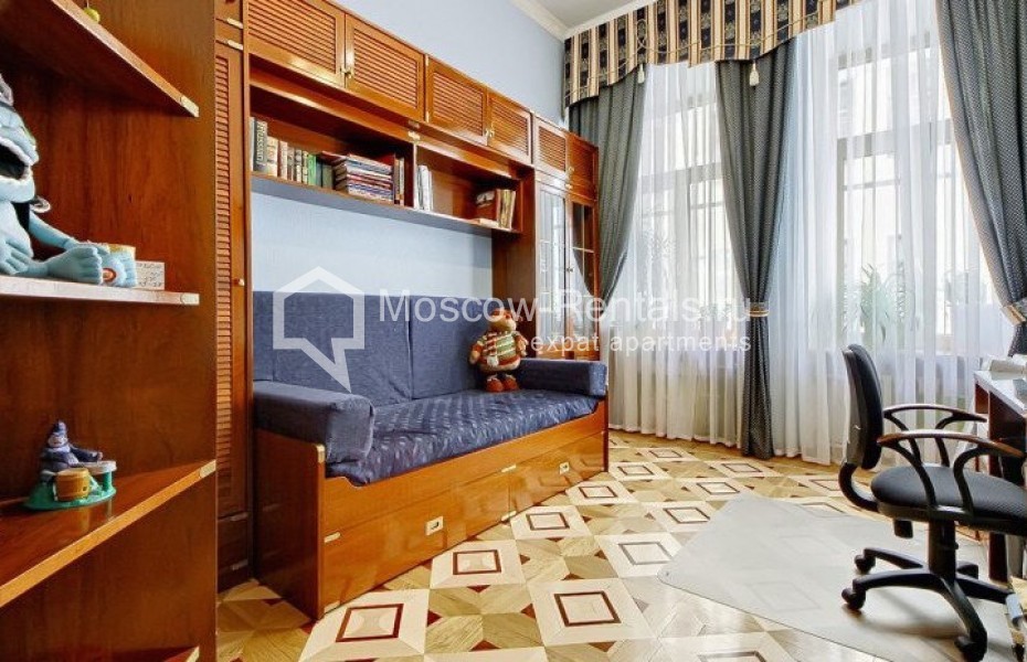 Photo #9 4-room (3 BR) apartment for <a href="http://moscow-rentals.ru/en/articles/long-term-rent" target="_blank">a long-term</a> rent
 in Russia, Moscow, Tverskaya str, 12 С 8