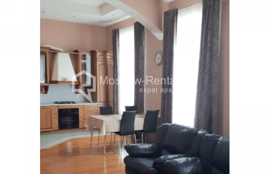 Photo #3 4-room (3 BR) apartment for <a href="http://moscow-rentals.ru/en/articles/long-term-rent" target="_blank">a long-term</a> rent
 in Russia, Moscow, Degtyarnyi lane, 5 С 1