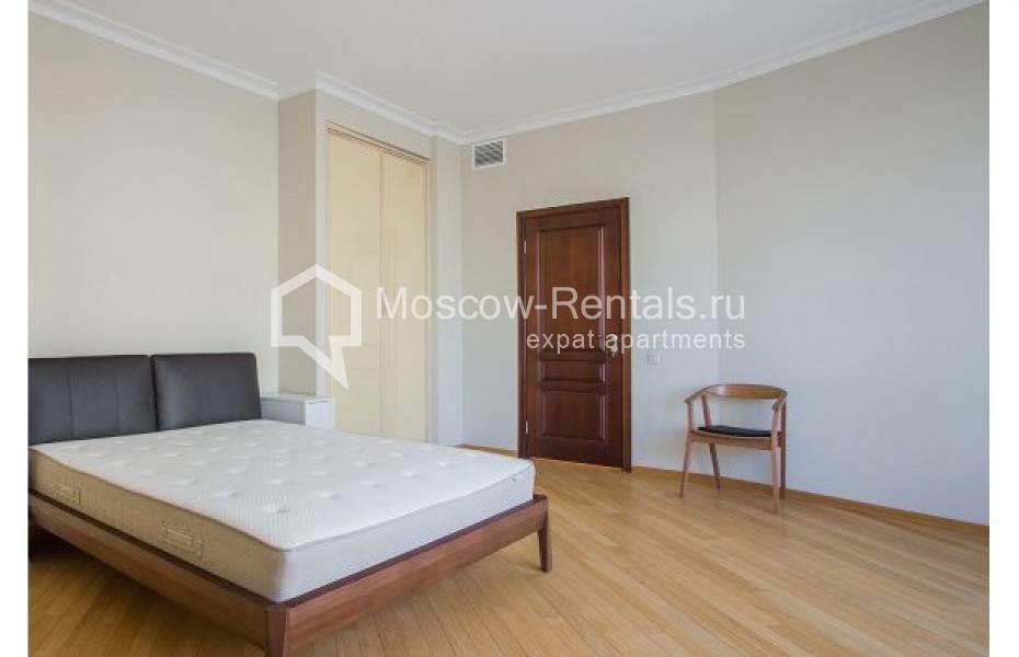 Photo #7 3-room (2 BR) apartment for <a href="http://moscow-rentals.ru/en/articles/long-term-rent" target="_blank">a long-term</a> rent
 in Russia, Moscow, 1st Kologvskyi lane, 14