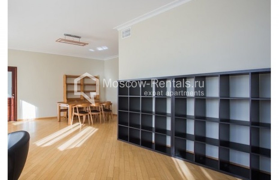Photo #4 3-room (2 BR) apartment for <a href="http://moscow-rentals.ru/en/articles/long-term-rent" target="_blank">a long-term</a> rent
 in Russia, Moscow, 1st Kologvskyi lane, 14