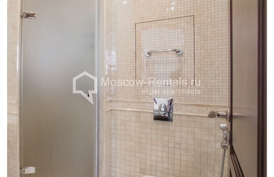Photo #13 3-room (2 BR) apartment for <a href="http://moscow-rentals.ru/en/articles/long-term-rent" target="_blank">a long-term</a> rent
 in Russia, Moscow, 1st Kologvskyi lane, 14