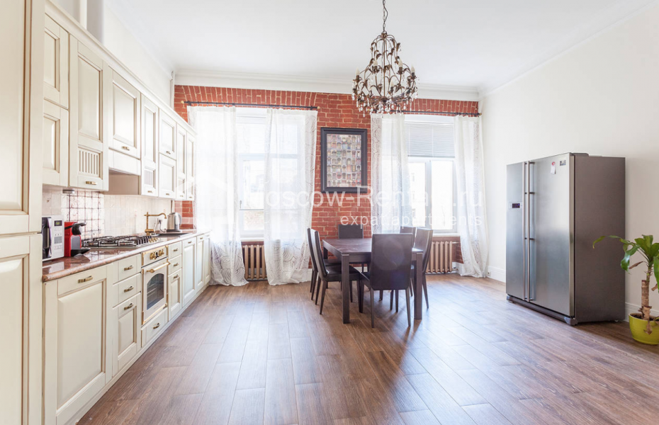 Фото №5 3-комн. кв. в аренду на длительный срок в Россия, Москва, ул. Малая Дмитровка, 23/15 С1