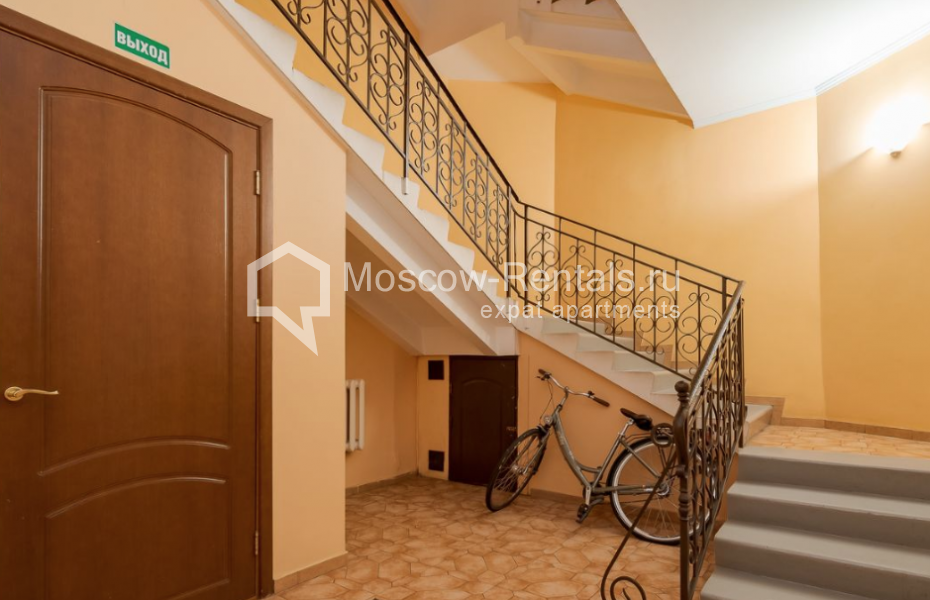 Photo #31 4-room (3 BR) apartment for <a href="http://moscow-rentals.ru/en/articles/long-term-rent" target="_blank">a long-term</a> rent
 in Russia, Moscow, Neglinnaya str, 18С1