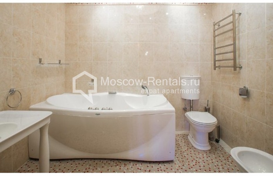 Photo #10 3-room (2 BR) apartment for <a href="http://moscow-rentals.ru/en/articles/long-term-rent" target="_blank">a long-term</a> rent
 in Russia, Moscow, 1st Tverskoi-Yamskoi lane, 11