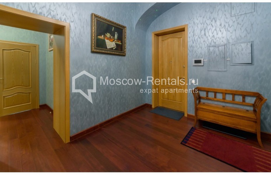 Photo #13 4-room (3 BR) apartment for <a href="http://moscow-rentals.ru/en/articles/long-term-rent" target="_blank">a long-term</a> rent
 in Russia, Moscow, Arbat str, 32