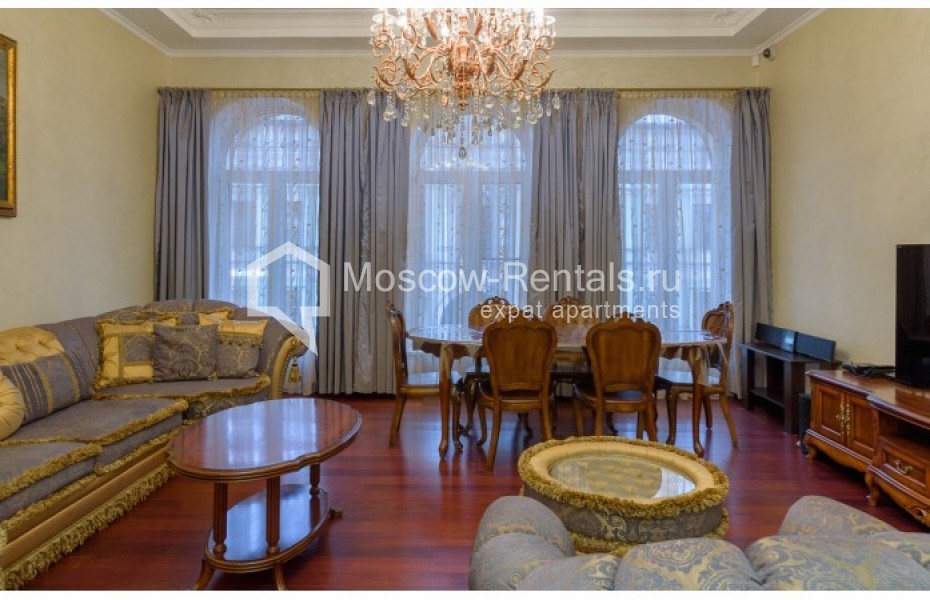 Photo #1 4-room (3 BR) apartment for <a href="http://moscow-rentals.ru/en/articles/long-term-rent" target="_blank">a long-term</a> rent
 in Russia, Moscow, Arbat str, 32
