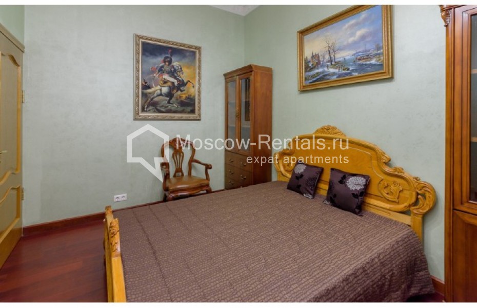 Photo #6 4-room (3 BR) apartment for <a href="http://moscow-rentals.ru/en/articles/long-term-rent" target="_blank">a long-term</a> rent
 in Russia, Moscow, Arbat str, 32