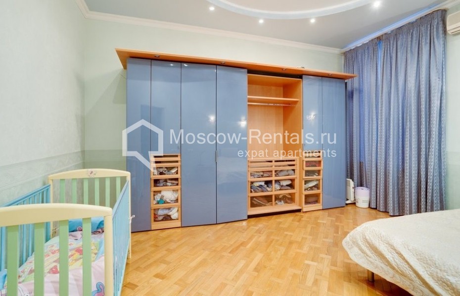 Photo #9 5-room (4 BR) apartment for <a href="http://moscow-rentals.ru/en/articles/long-term-rent" target="_blank">a long-term</a> rent
 in Russia, Moscow, Serafimovicha str, 2