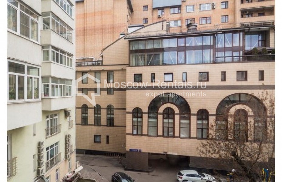 Photo #11 2-room (1 BR) apartment for <a href="http://moscow-rentals.ru/en/articles/long-term-rent" target="_blank">a long-term</a> rent
 in Russia, Moscow, Samotechnaya str, 5