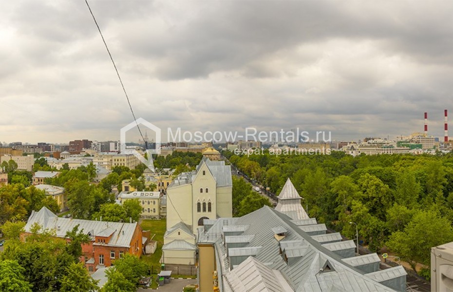 Photo #19 4-room (3 BR) apartment for <a href="http://moscow-rentals.ru/en/articles/long-term-rent" target="_blank">a long-term</a> rent
 in Russia, Moscow, B. Pirogovskaya str, 5