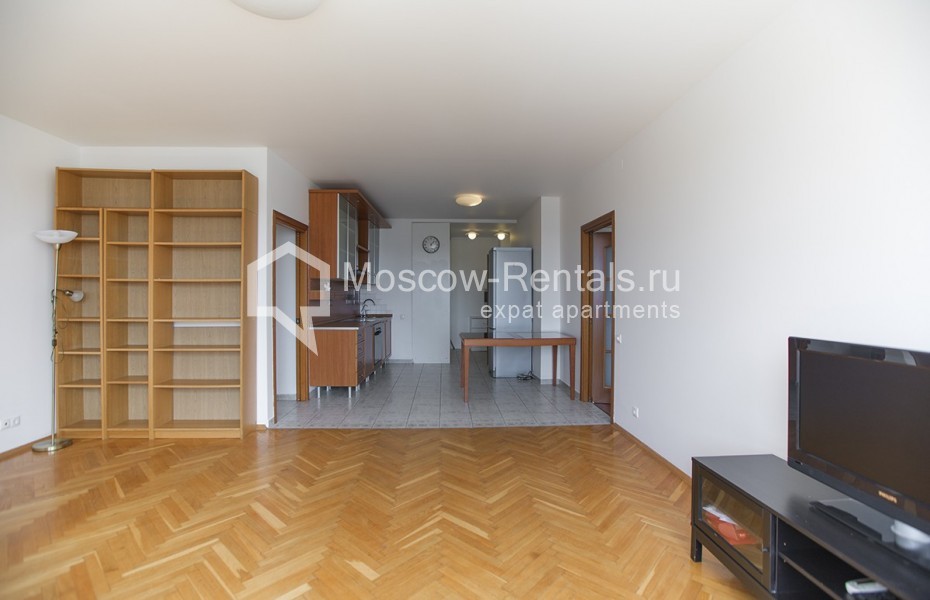 Photo #3 4-room (3 BR) apartment for <a href="http://moscow-rentals.ru/en/articles/long-term-rent" target="_blank">a long-term</a> rent
 in Russia, Moscow, B. Pirogovskaya str, 5