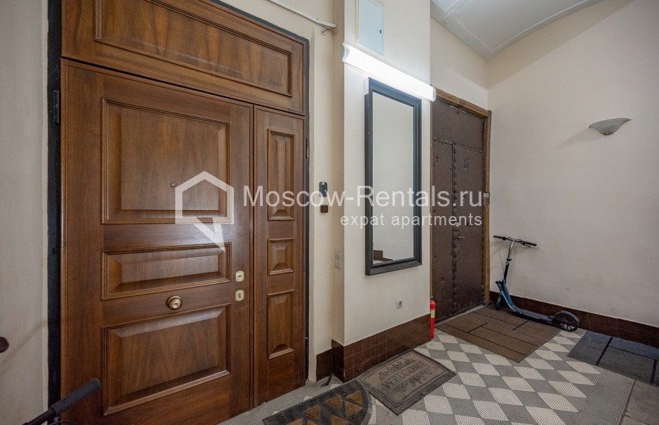 Photo #19 4-room (3 BR) apartment for <a href="http://moscow-rentals.ru/en/articles/long-term-rent" target="_blank">a long-term</a> rent
 in Russia, Moscow, Zhukovskogo str, 9