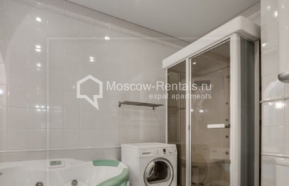 Photo #18 4-room (3 BR) apartment for <a href="http://moscow-rentals.ru/en/articles/long-term-rent" target="_blank">a long-term</a> rent
 in Russia, Moscow, Malaya ordynka str, 13С1А