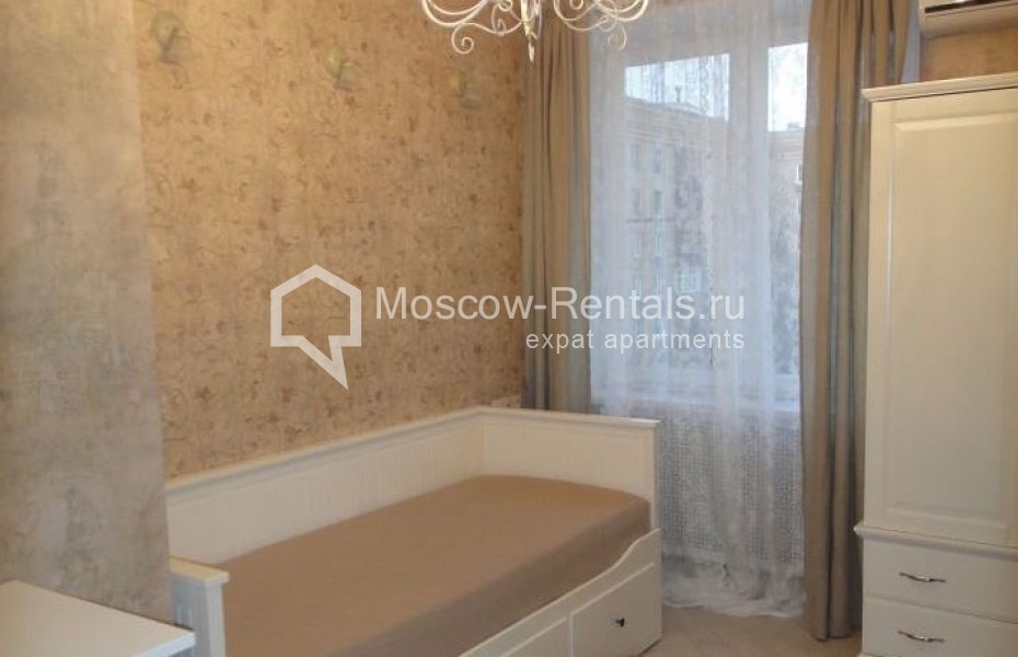 Photo #8 3-room (2 BR) apartment for <a href="http://moscow-rentals.ru/en/articles/long-term-rent" target="_blank">a long-term</a> rent
 in Russia, Moscow, Kravchenko str, 12