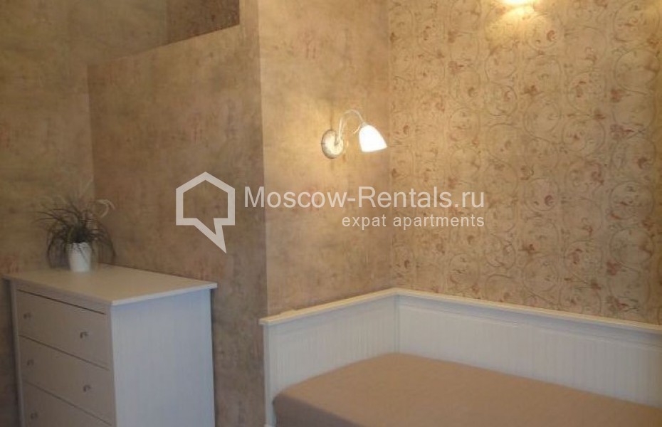 Photo #9 3-room (2 BR) apartment for <a href="http://moscow-rentals.ru/en/articles/long-term-rent" target="_blank">a long-term</a> rent
 in Russia, Moscow, Kravchenko str, 12
