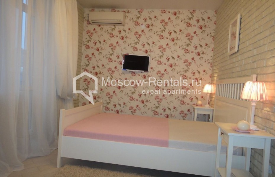 Photo #6 3-room (2 BR) apartment for <a href="http://moscow-rentals.ru/en/articles/long-term-rent" target="_blank">a long-term</a> rent
 in Russia, Moscow, Kravchenko str, 12
