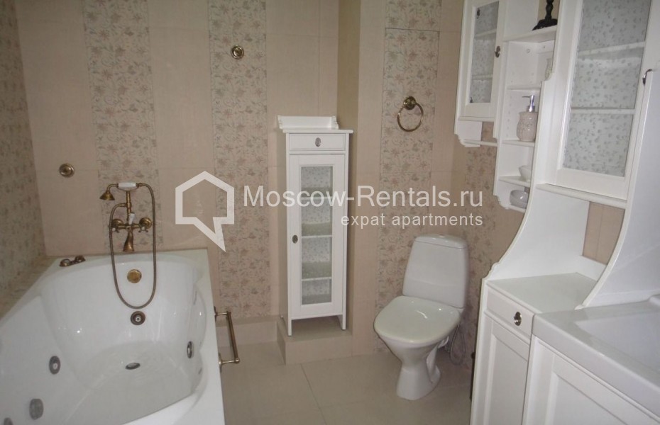 Photo #19 3-room (2 BR) apartment for <a href="http://moscow-rentals.ru/en/articles/long-term-rent" target="_blank">a long-term</a> rent
 in Russia, Moscow, Kravchenko str, 12