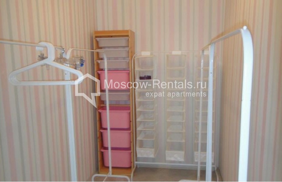 Photo #14 3-room (2 BR) apartment for <a href="http://moscow-rentals.ru/en/articles/long-term-rent" target="_blank">a long-term</a> rent
 in Russia, Moscow, Kravchenko str, 12