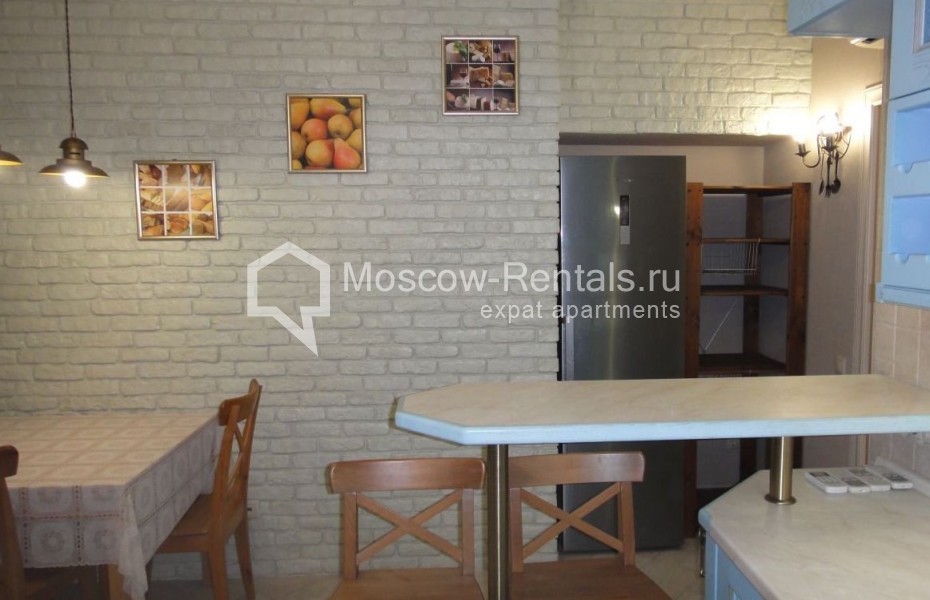 Photo #4 3-room (2 BR) apartment for <a href="http://moscow-rentals.ru/en/articles/long-term-rent" target="_blank">a long-term</a> rent
 in Russia, Moscow, Kravchenko str, 12