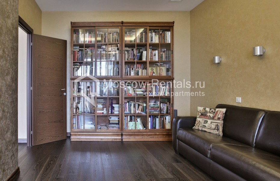 Photo #11 4-room (3 BR) apartment for <a href="http://moscow-rentals.ru/en/articles/long-term-rent" target="_blank">a long-term</a> rent
 in Russia, Moscow, Tikhvinskaya str, 39