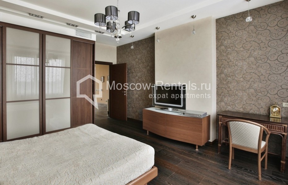 Photo #13 4-room (3 BR) apartment for <a href="http://moscow-rentals.ru/en/articles/long-term-rent" target="_blank">a long-term</a> rent
 in Russia, Moscow, Tikhvinskaya str, 39