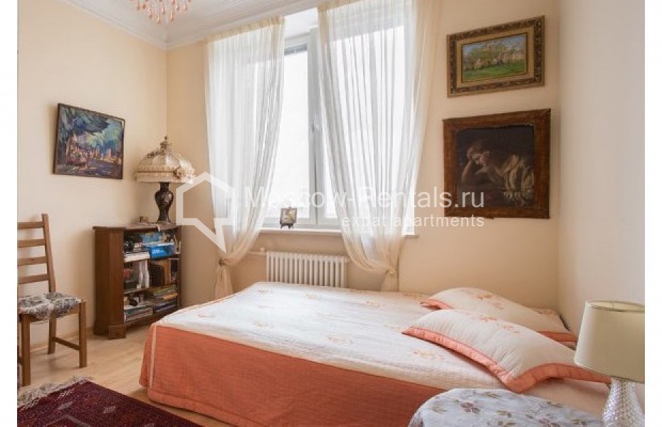 Photo #5 5-room (4 BR) apartment for <a href="http://moscow-rentals.ru/en/articles/long-term-rent" target="_blank">a long-term</a> rent
 in Russia, Moscow, Savvinskaya emb., 7С3