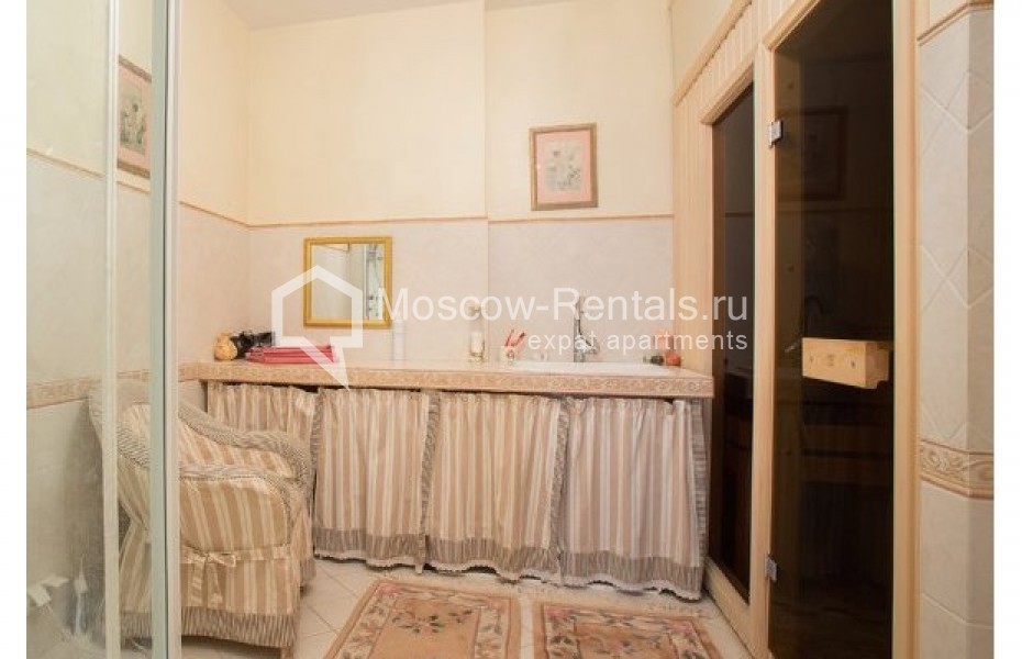 Photo #13 5-room (4 BR) apartment for <a href="http://moscow-rentals.ru/en/articles/long-term-rent" target="_blank">a long-term</a> rent
 in Russia, Moscow, Savvinskaya emb., 7С3