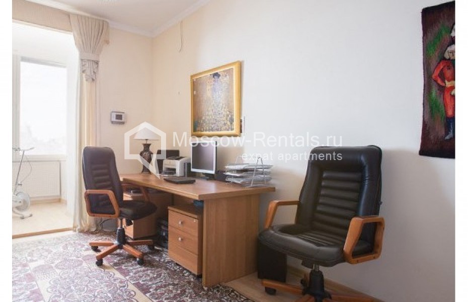 Photo #6 5-room (4 BR) apartment for <a href="http://moscow-rentals.ru/en/articles/long-term-rent" target="_blank">a long-term</a> rent
 in Russia, Moscow, Savvinskaya emb., 7С3