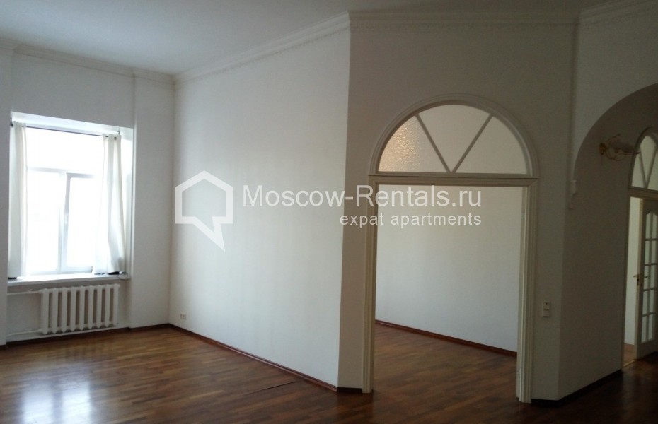 Photo #3 4-room (3 BR) apartment for <a href="http://moscow-rentals.ru/en/articles/long-term-rent" target="_blank">a long-term</a> rent
 in Russia, Moscow, Malaya Dmitrovka str, 29 С 1