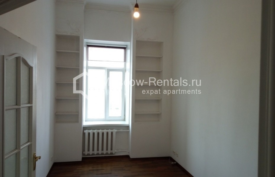 Photo #8 4-room (3 BR) apartment for <a href="http://moscow-rentals.ru/en/articles/long-term-rent" target="_blank">a long-term</a> rent
 in Russia, Moscow, Malaya Dmitrovka str, 29 С 1