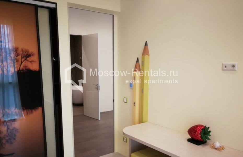 Photo #12 3-room (2 BR) apartment for <a href="http://moscow-rentals.ru/en/articles/long-term-rent" target="_blank">a long-term</a> rent
 in Russia, Moscow, Tsvetnoi blv, 2