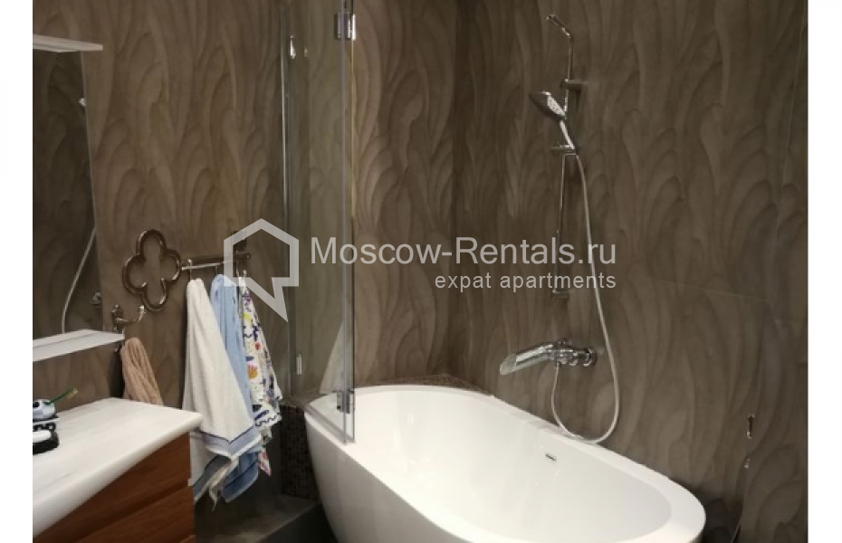 Photo #13 3-room (2 BR) apartment for <a href="http://moscow-rentals.ru/en/articles/long-term-rent" target="_blank">a long-term</a> rent
 in Russia, Moscow, Tsvetnoi blv, 2