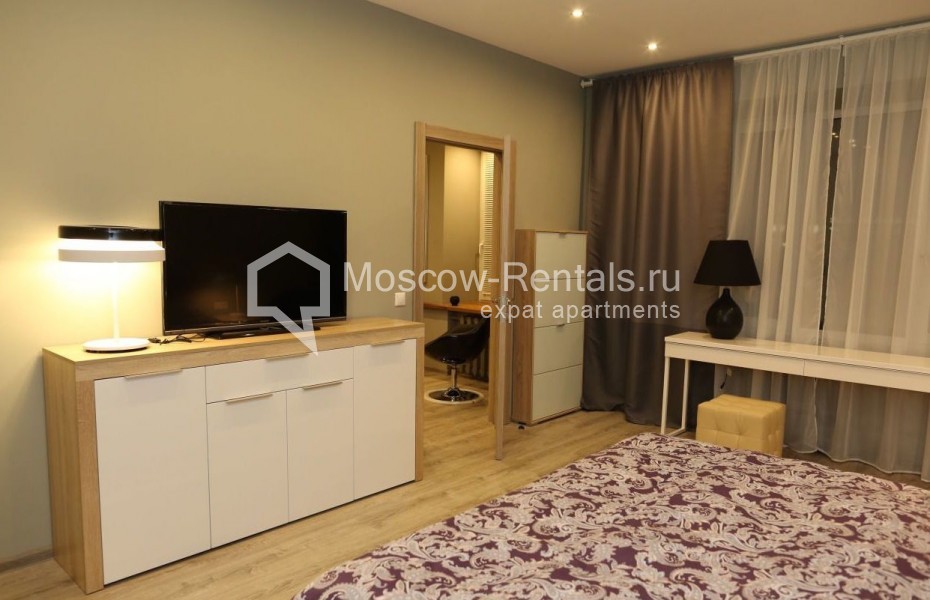 Photo #6 2-room (1 BR) apartment for <a href="http://moscow-rentals.ru/en/articles/long-term-rent" target="_blank">a long-term</a> rent
 in Russia, Moscow, Zatsepsky val str, 5