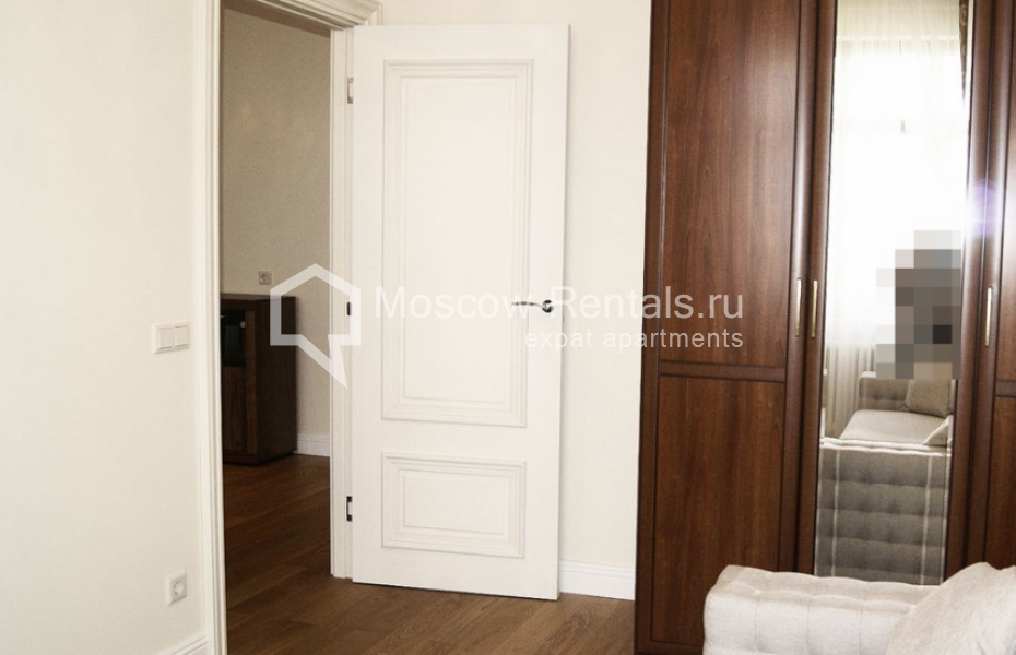 Photo #17 4-room (3 BR) apartment for <a href="http://moscow-rentals.ru/en/articles/long-term-rent" target="_blank">a long-term</a> rent
 in Russia, Moscow, Lomonosovskyi prosp, 25 к 3