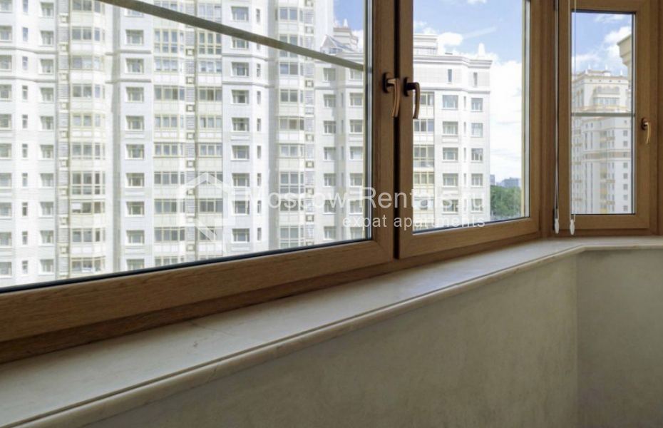 Photo #12 4-room (3 BR) apartment for <a href="http://moscow-rentals.ru/en/articles/long-term-rent" target="_blank">a long-term</a> rent
 in Russia, Moscow, Lomonosovskyi prosp, 25к3