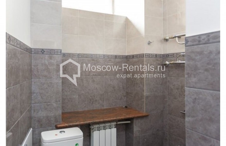 Photo #12 4-room (3 BR) apartment for <a href="http://moscow-rentals.ru/en/articles/long-term-rent" target="_blank">a long-term</a> rent
 in Russia, Moscow, B. Kharitonievskyi lane, 20/2