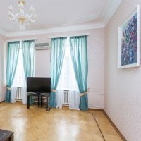 Photo #2 4-room (3 BR) apartment for <a href="http://moscow-rentals.ru/en/articles/long-term-rent" target="_blank">a long-term</a> rent
 in Russia, Moscow, B. Kharitonievskyi lane, 20/2
