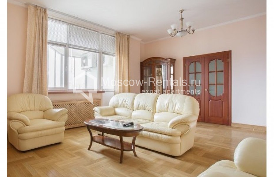 Photo #4 3-room (2 BR) apartment for <a href="http://moscow-rentals.ru/en/articles/long-term-rent" target="_blank">a long-term</a> rent
 in Russia, Moscow, Shabolovka str, 10к1