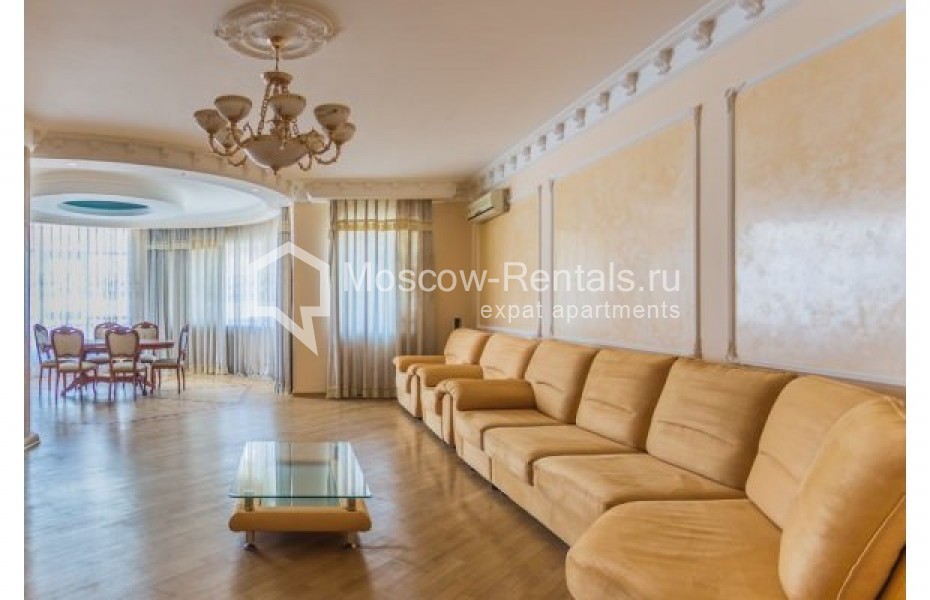 Photo #4 3-room (2 BR) apartment for <a href="http://moscow-rentals.ru/en/articles/long-term-rent" target="_blank">a long-term</a> rent
 in Russia, Moscow, Architectora Vlasova str, 18