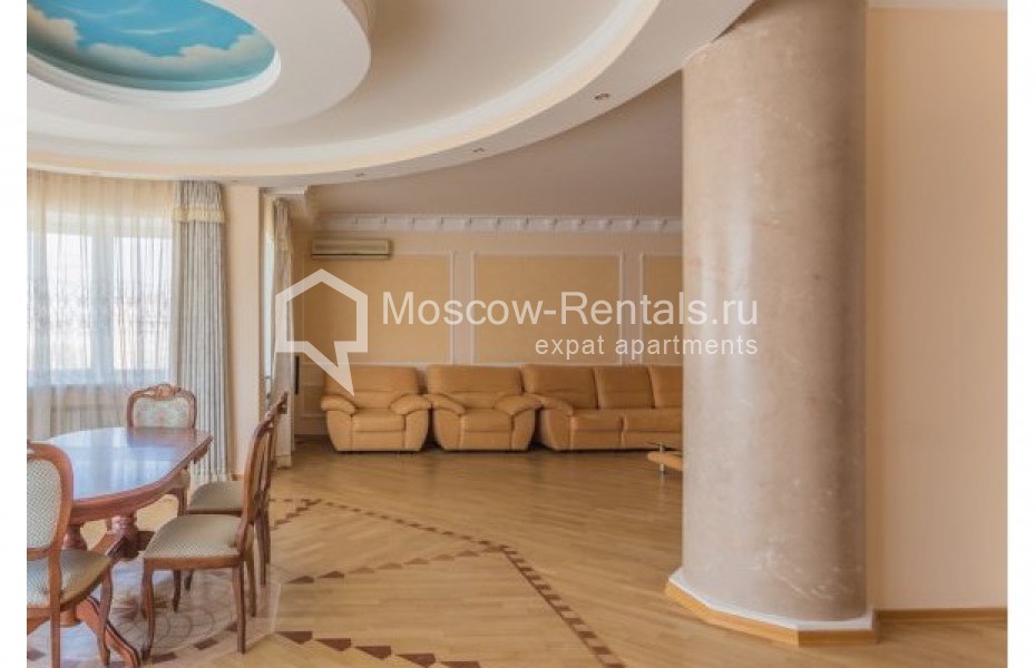 Photo #2 3-room (2 BR) apartment for <a href="http://moscow-rentals.ru/en/articles/long-term-rent" target="_blank">a long-term</a> rent
 in Russia, Moscow, Architectora Vlasova str, 18