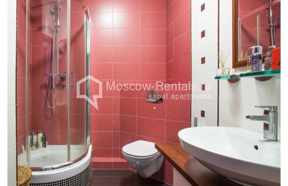 Photo #11 3-room (2 BR) apartment for <a href="http://moscow-rentals.ru/en/articles/long-term-rent" target="_blank">a long-term</a> rent
 in Russia, Moscow, 60-letiya Oktyabrya str, 8
