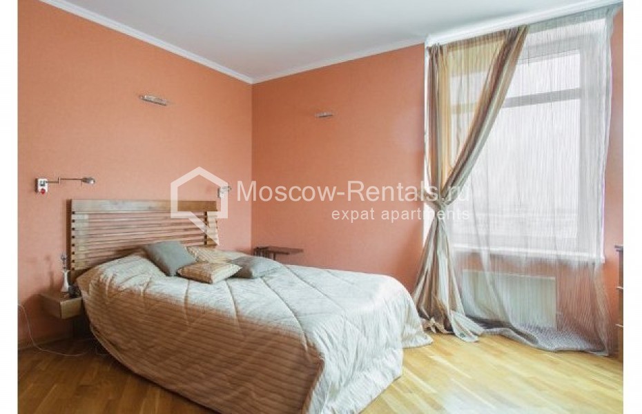 Photo #7 3-room (2 BR) apartment for <a href="http://moscow-rentals.ru/en/articles/long-term-rent" target="_blank">a long-term</a> rent
 in Russia, Moscow, 60-letiya Oktyabrya str, 8
