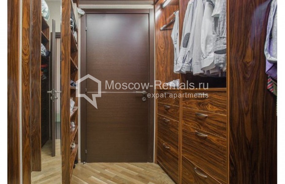 Photo #9 3-room (2 BR) apartment for <a href="http://moscow-rentals.ru/en/articles/long-term-rent" target="_blank">a long-term</a> rent
 in Russia, Moscow, 60-letiya Oktyabrya str, 8