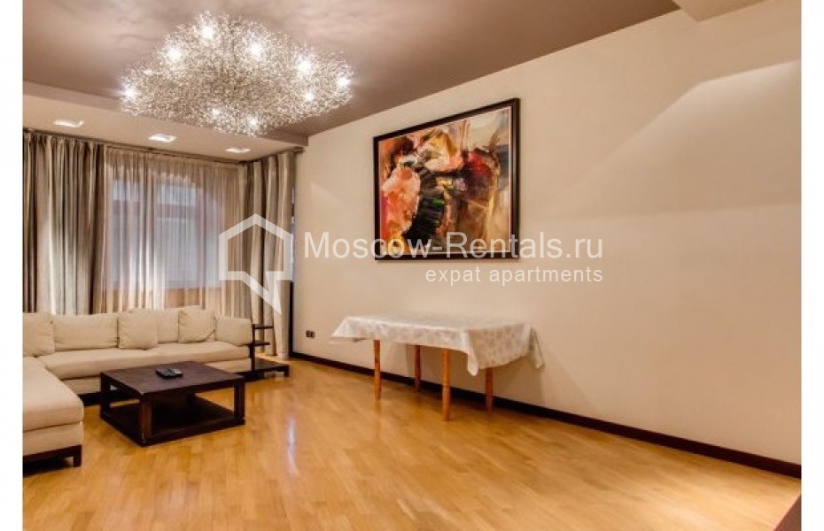 Photo #3 3-room (2 BR) apartment for <a href="http://moscow-rentals.ru/en/articles/long-term-rent" target="_blank">a long-term</a> rent
 in Russia, Moscow, Fersmana str, 11