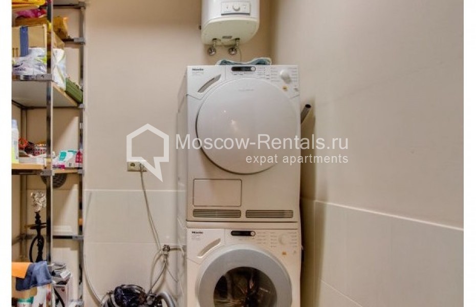 Photo #13 3-room (2 BR) apartment for <a href="http://moscow-rentals.ru/en/articles/long-term-rent" target="_blank">a long-term</a> rent
 in Russia, Moscow, Fersmana str, 11