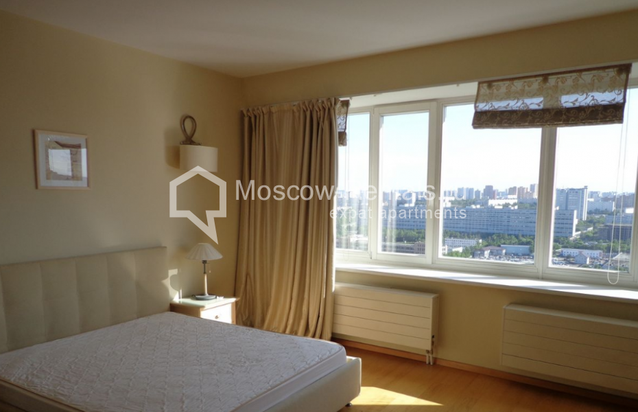 Photo #7 3-room (2 BR) apartment for <a href="http://moscow-rentals.ru/en/articles/long-term-rent" target="_blank">a long-term</a> rent
 in Russia, Moscow, Vorontsovskie prudy str, 3